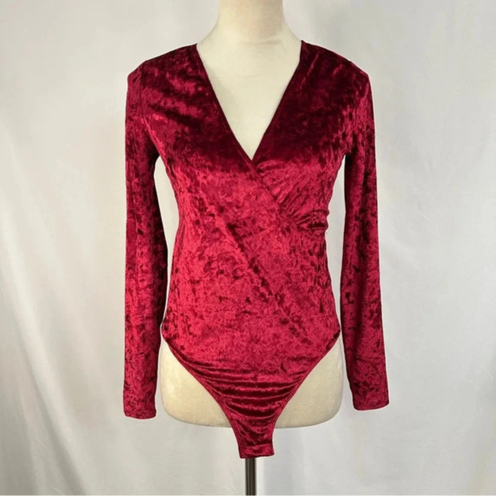 Trouvé‎ Burgundy Velvet Bodysuit Snap Button Womens Size Small Made In USA
